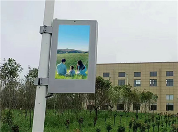 Outdoor advertising machine